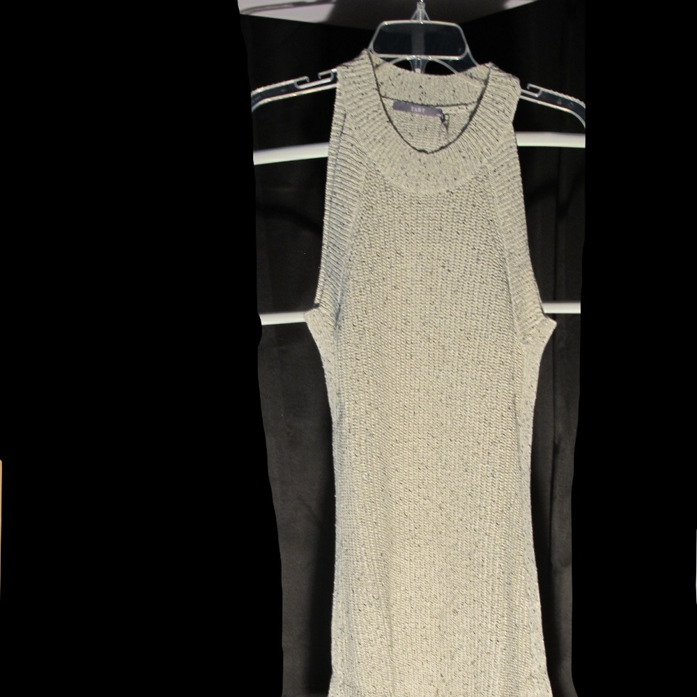 NWT- TART COLLECTION - DAISY CHUNKY KNIT